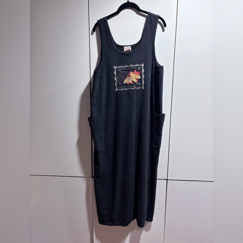 Vintage Valories Black Linen Blend Sleeveless Jumper sizelarge Floral Embroidery
